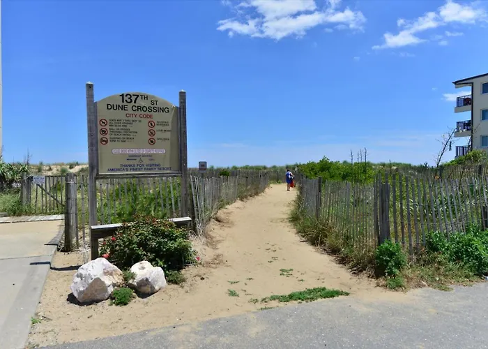 3 Bedroom Ocean Block At Seaside Retreat Just Steps From The Beach! Holiday home Ocean City